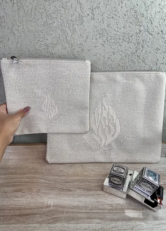 כיסויים דגם " האש שלי "אפור בהיר.