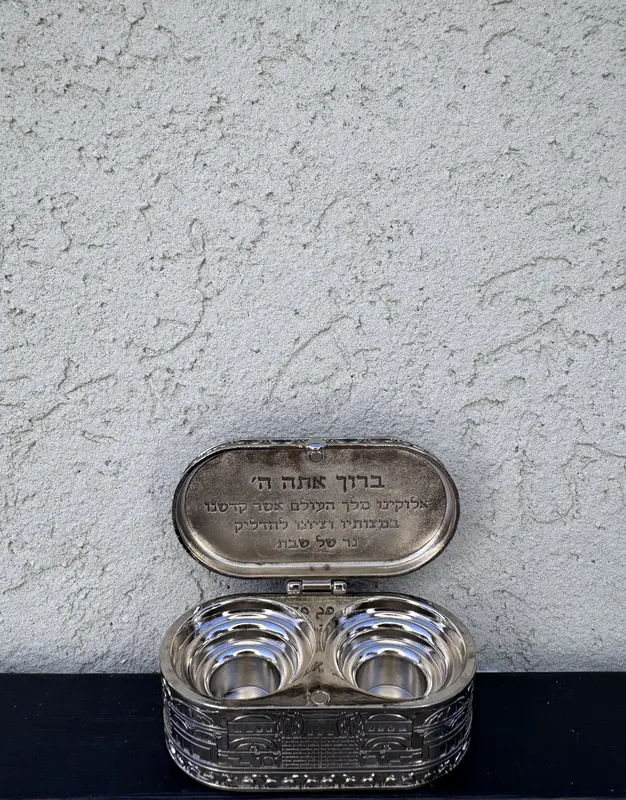 פמוטים ניידים לנסיעה נדירים